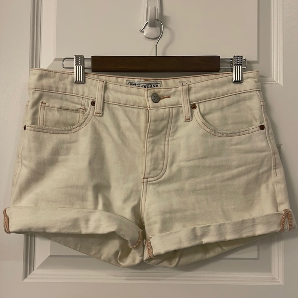 Lucky Brand rolled cuff shorts.